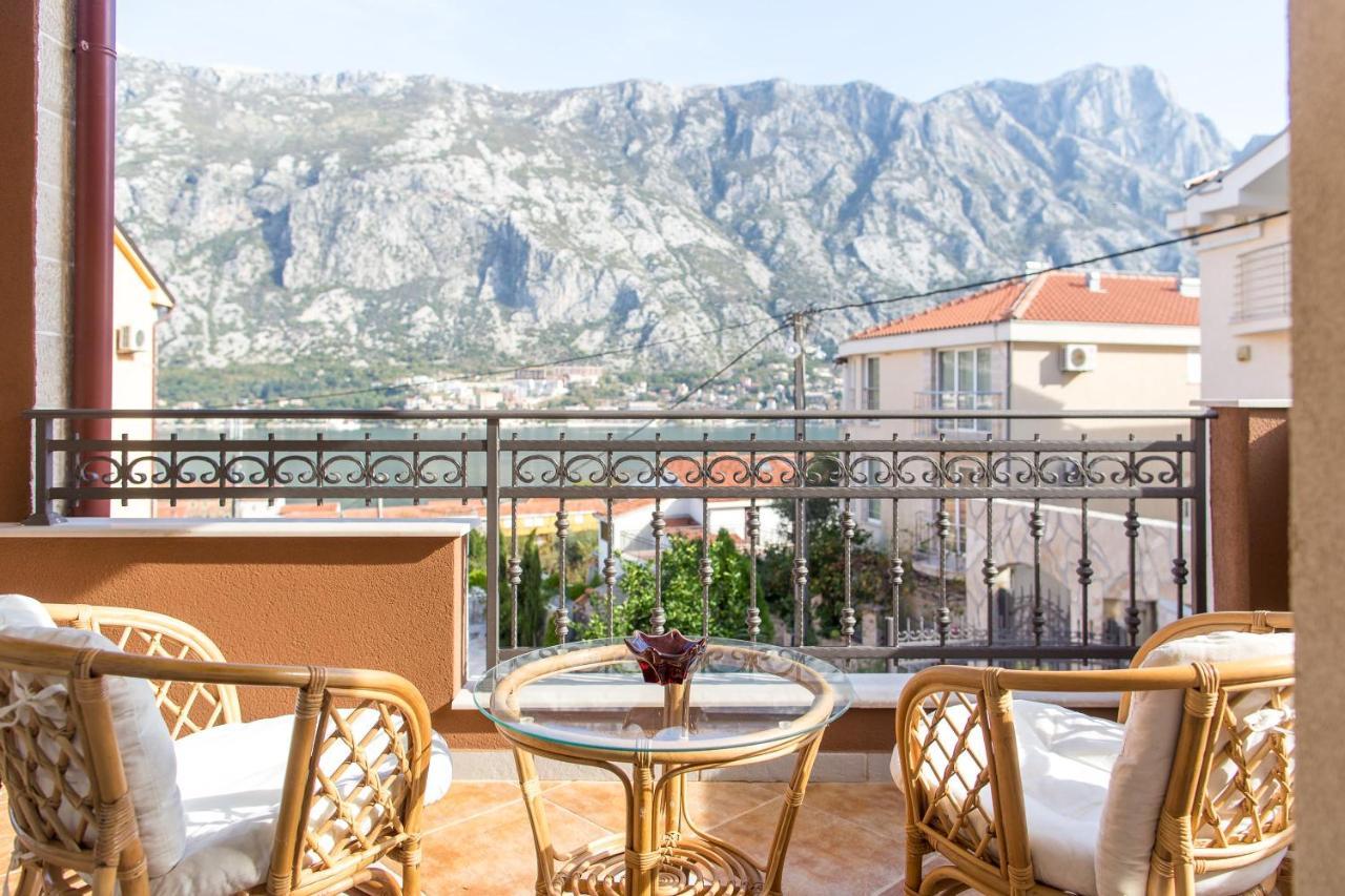 Mejic Apartments Kotor Luaran gambar